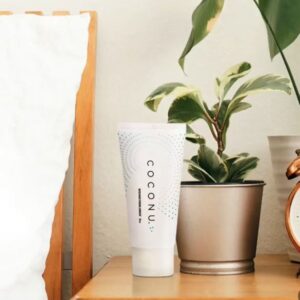 Coconu water based personal lubricant
